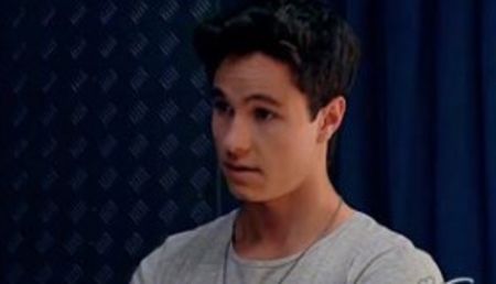 bandicam 2018-06-30 23-19-25-263 - 03 Simon