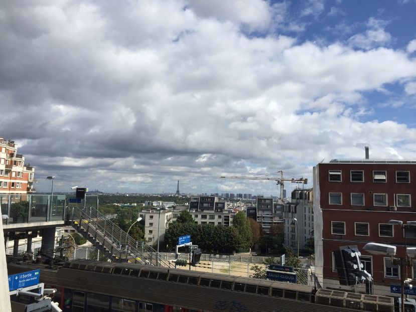 - Paris