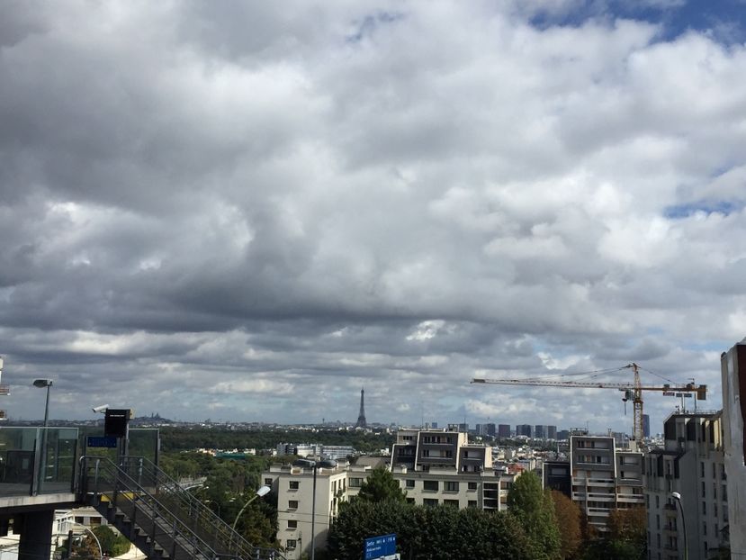  - Paris