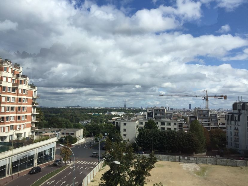  - Paris