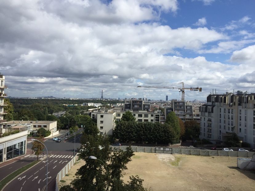  - Paris