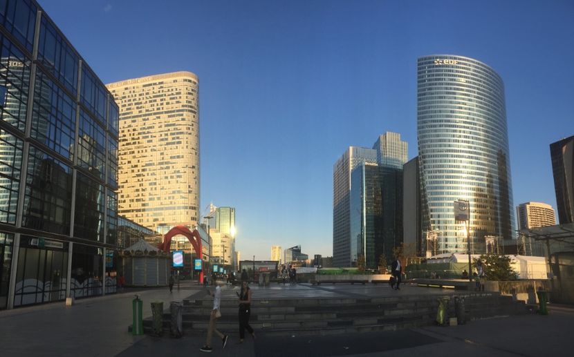  - Parij