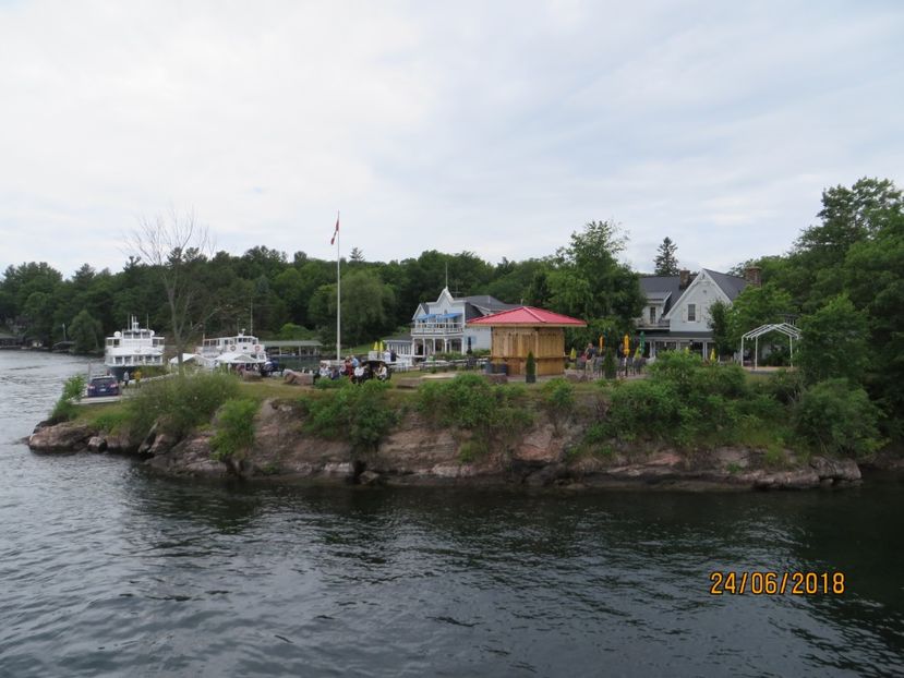  - Canada1_Toronto_ Niagara_ 1000 Islands _Montreal