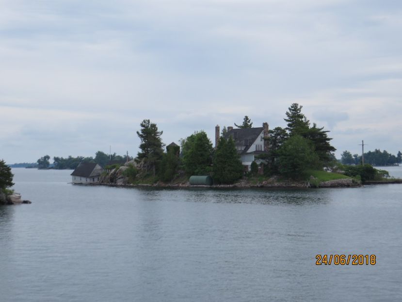  - Canada1_Toronto_ Niagara_ 1000 Islands _Montreal
