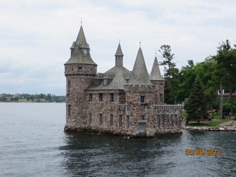  - Canada1_Toronto_ Niagara_ 1000 Islands _Montreal