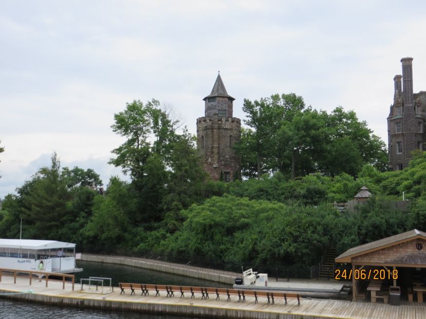  - Canada1_Toronto_ Niagara_ 1000 Islands _Montreal