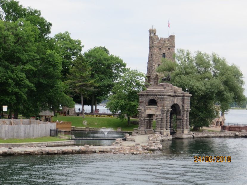  - Canada1_Toronto_ Niagara_ 1000 Islands _Montreal
