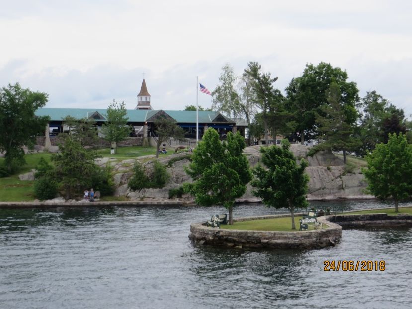  - Canada1_Toronto_ Niagara_ 1000 Islands _Montreal
