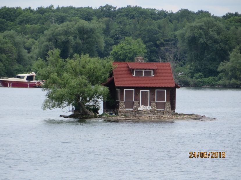  - Canada1_Toronto_ Niagara_ 1000 Islands _Montreal