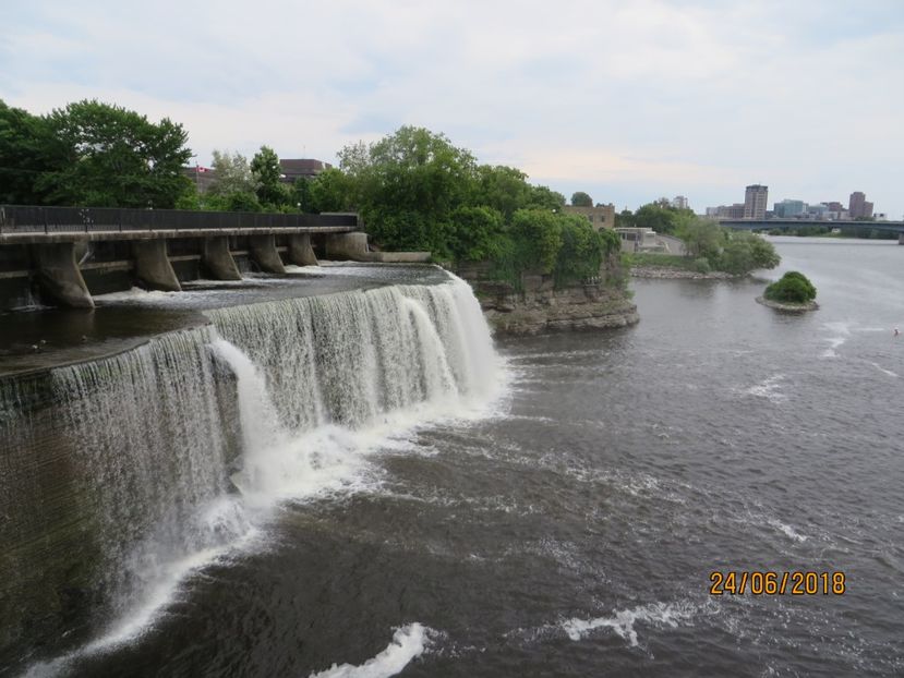  - Canada1_Toronto_ Niagara_ 1000 Islands _Montreal