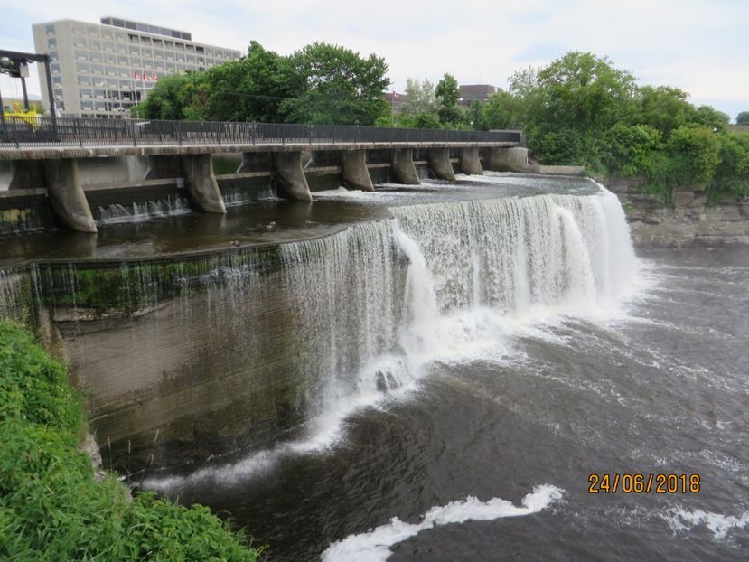  - Canada1_Toronto_ Niagara_ 1000 Islands _Montreal