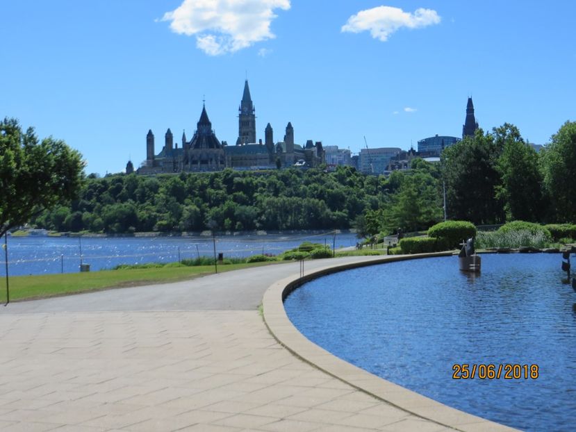  - Canada1_Toronto_ Niagara_ 1000 Islands _Montreal