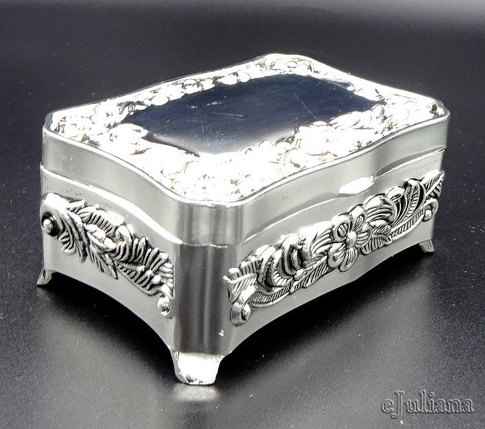 Caseta-bijuterii-argintata-antichizata (3) - cadouridecoratiuni