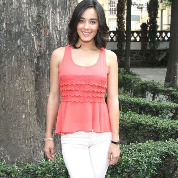 Sara - Esmeralda Pimentel