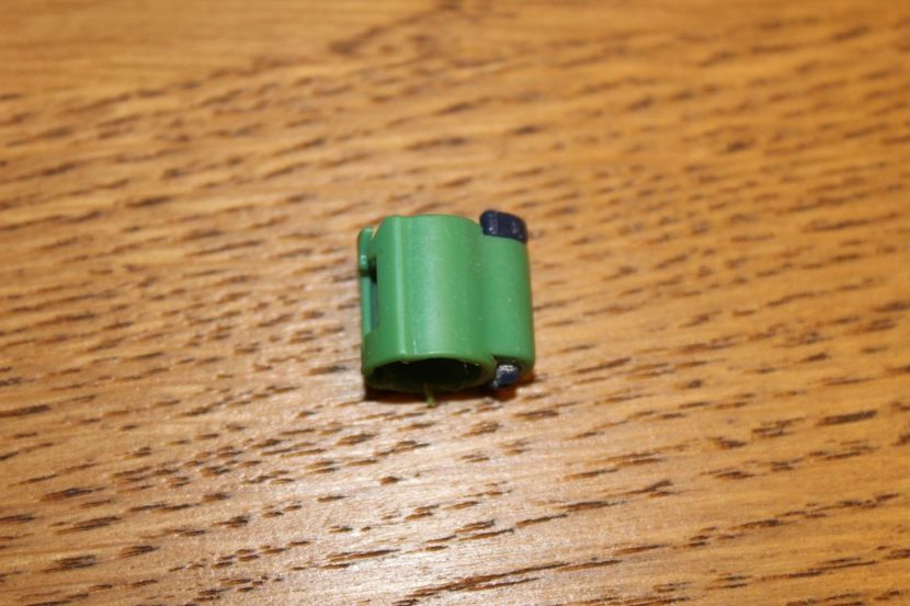 3 buc - CIPURI   BROCOANE  CLEME