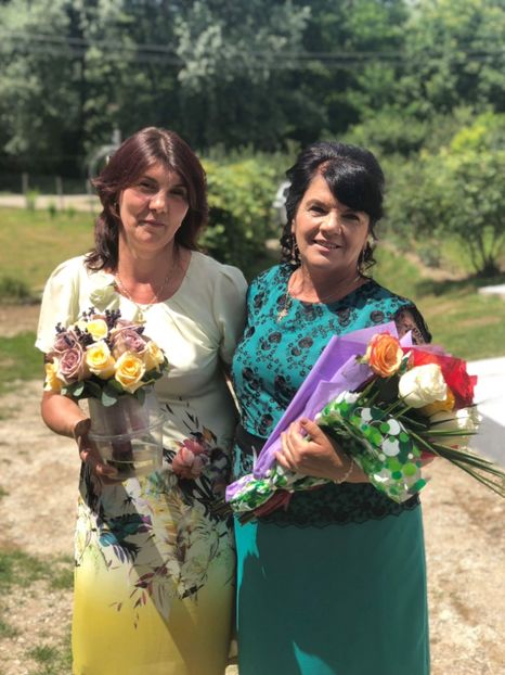 37A191B0-68EA-43D6-911D-0256B6687FAC - Eu cu familia