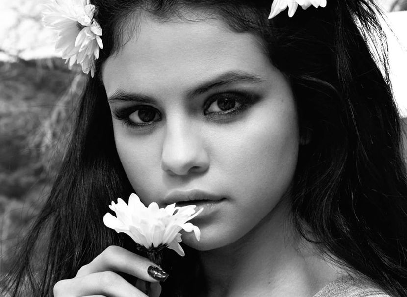  - 01aa Selena - 01