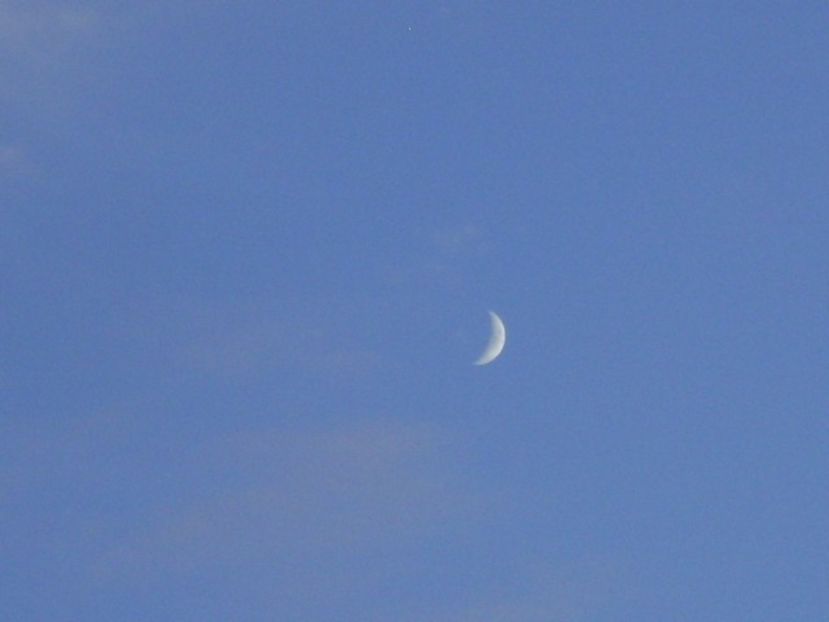Luna in crestere in Fecioara - Luna - Soarele si norii - 1