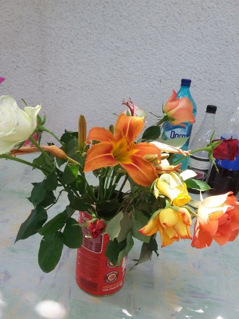  - Flori in vaza