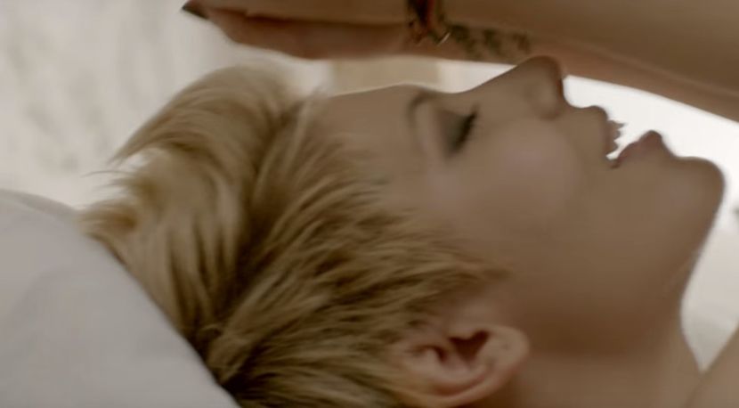 bandicam 2018-07-22 15-48-15-463 - 03 Beautiful Life