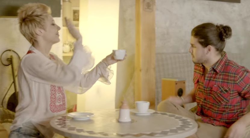 bandicam 2018-07-22 15-48-18-766 - 03 Beautiful Life