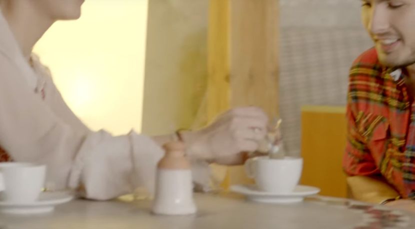 bandicam 2018-07-22 15-48-25-356 - 03 Beautiful Life