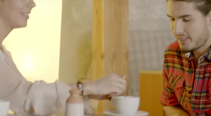 bandicam 2018-07-22 15-48-25-625 - 03 Beautiful Life