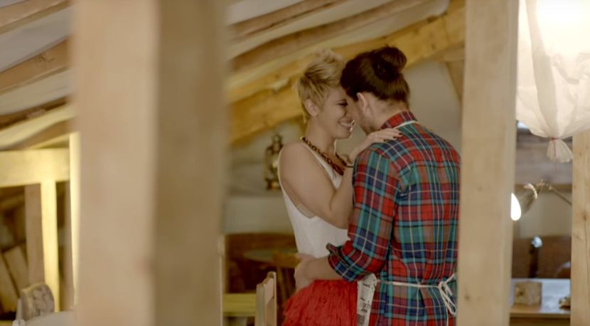 bandicam 2018-07-22 15-53-33-969 - 03 Beautiful Life