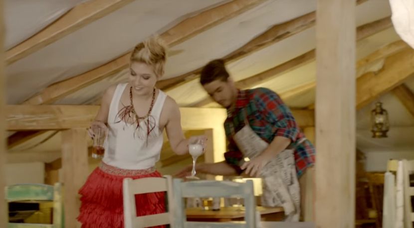 bandicam 2018-07-22 15-53-37-203 - 03 Beautiful Life