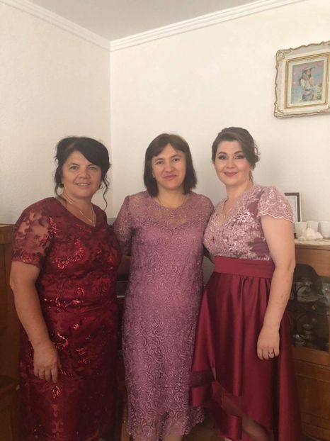 9A961CEE-F006-40BF-9866-DAC21FABBD67 - Eu cu familia