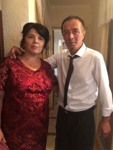 C7D7BDA9-7752-4506-B238-50CF14AB64EF - Eu cu familia