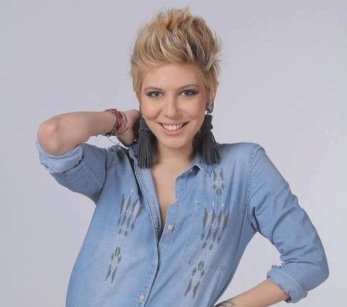 bandicam 2018-07-23 23-22-50-691 - 01 Sara b