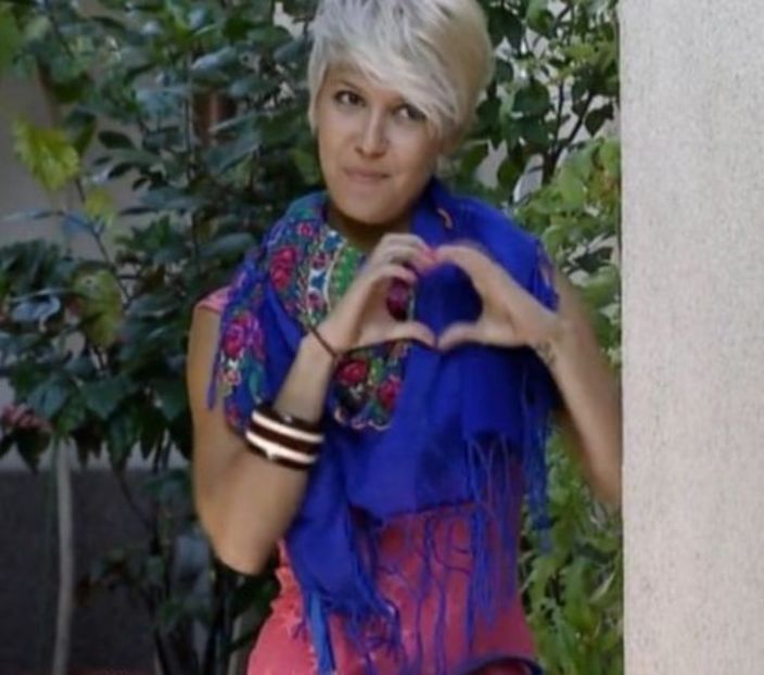 bandicam 2018-07-23 23-32-19-089 - 01 Sara b