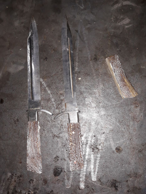  - Cutit pentru injunghiat