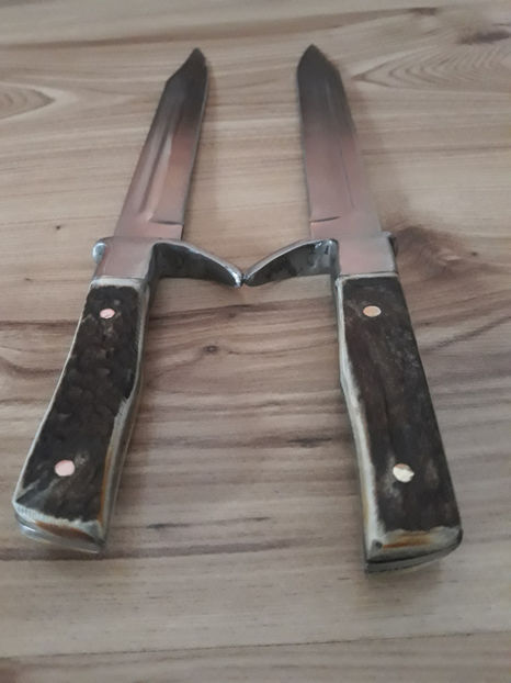  - Cutit pentru injunghiat