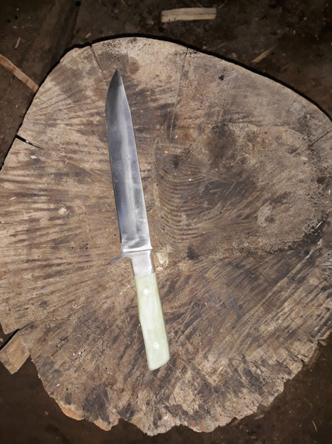  - Cutite pentru carnuit