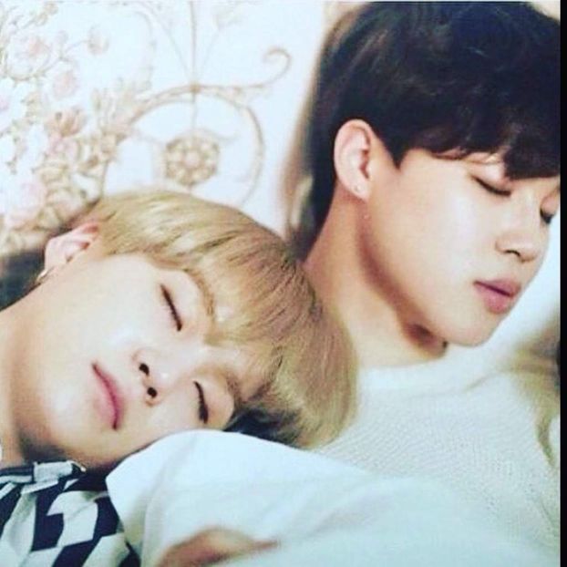  - - 6 - Hello BTS !