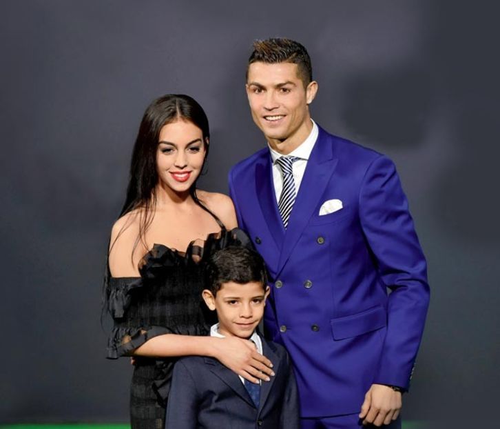 ronaldo-family - Ronaldo jr