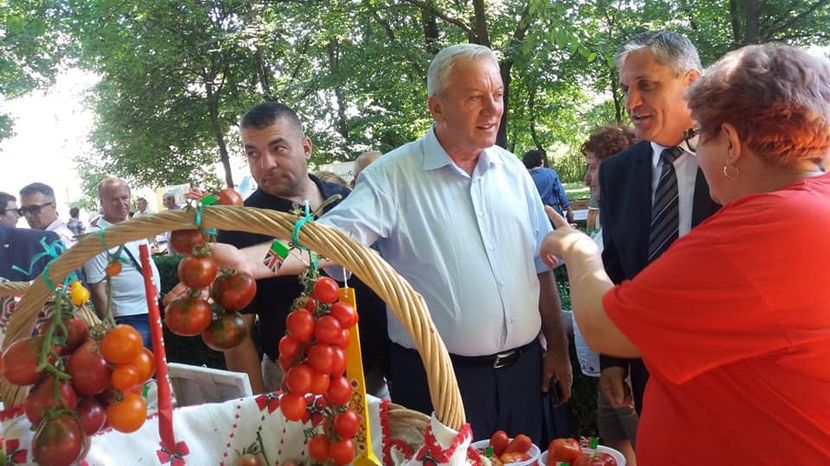  - A - A Festivalul tomatelor si biodiversitatii Buzau - 2018