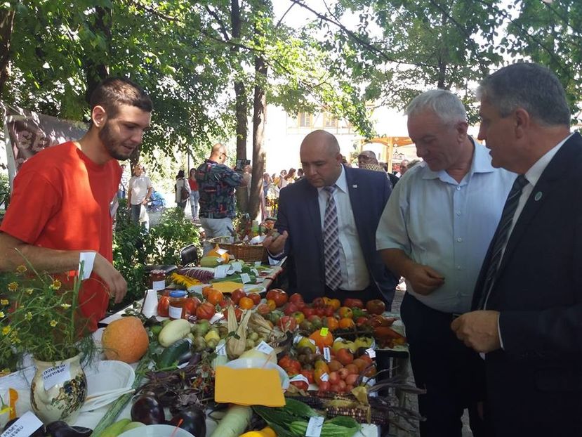 - A - A Festivalul tomatelor si biodiversitatii Buzau - 2018
