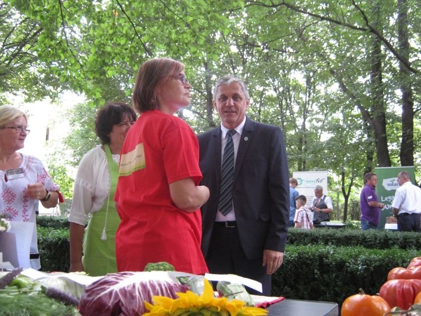  - A - A Festivalul tomatelor si biodiversitatii Buzau - 2018