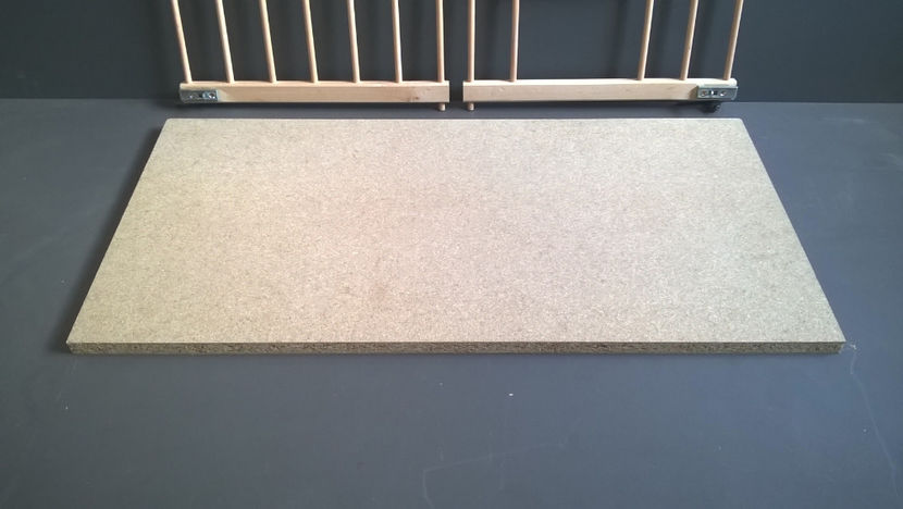 Polita 73,5 pe 36 cm -10 lei - PLACI PAL 18 mm - 10 lei