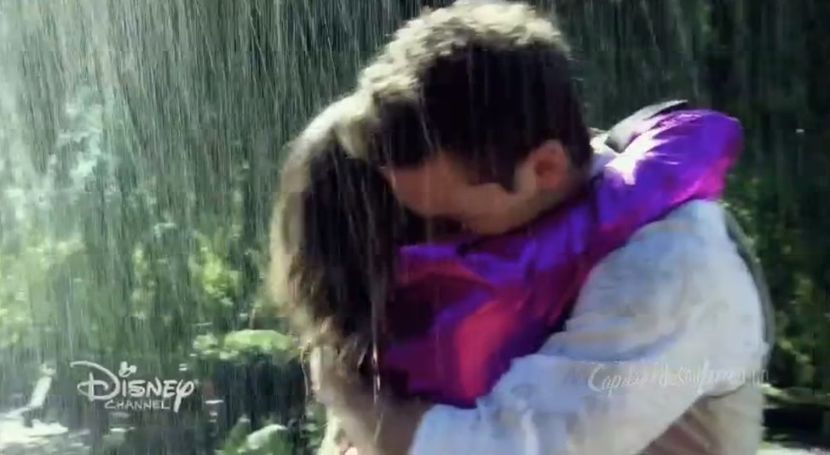 bandicam 2018-08-11 10-32-24-196 - 07 Lu beso 3 - 2