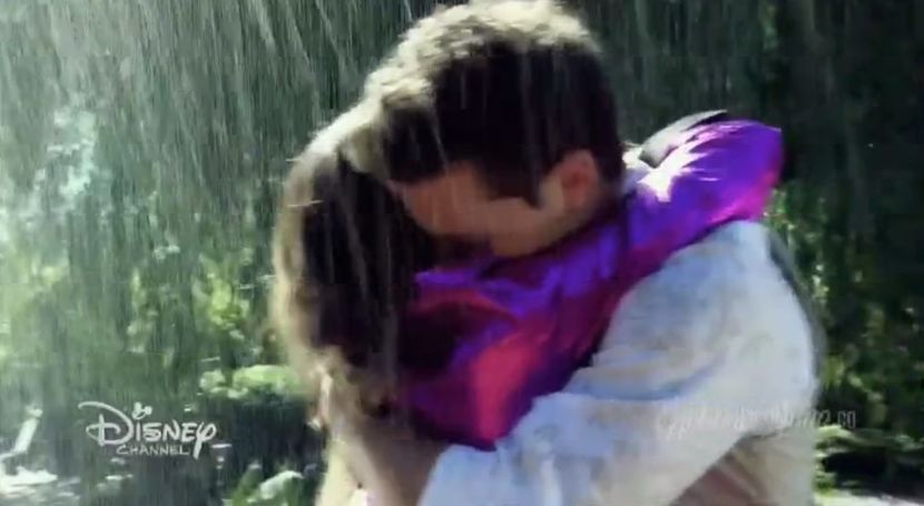 bandicam 2018-08-11 10-32-24-382 - 07 Lu beso 3 - 2