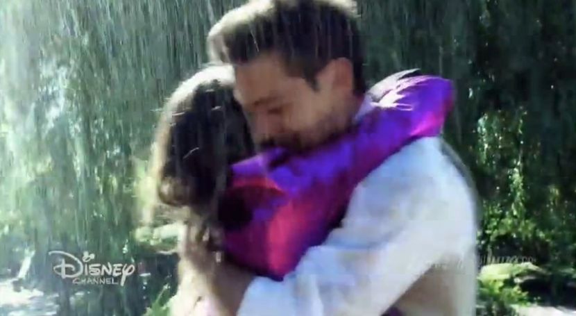 bandicam 2018-08-11 10-32-25-550 - 07 Lu beso 3 - 2