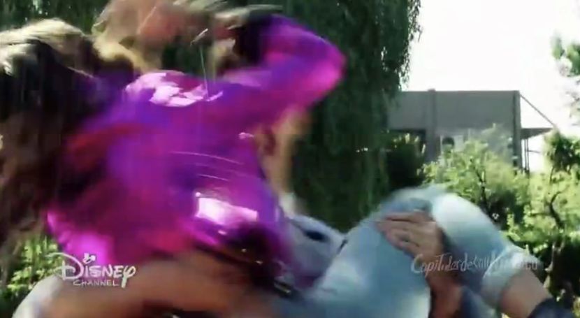 bandicam 2018-08-11 10-32-28-423 - 07 Lu beso 3 - 2