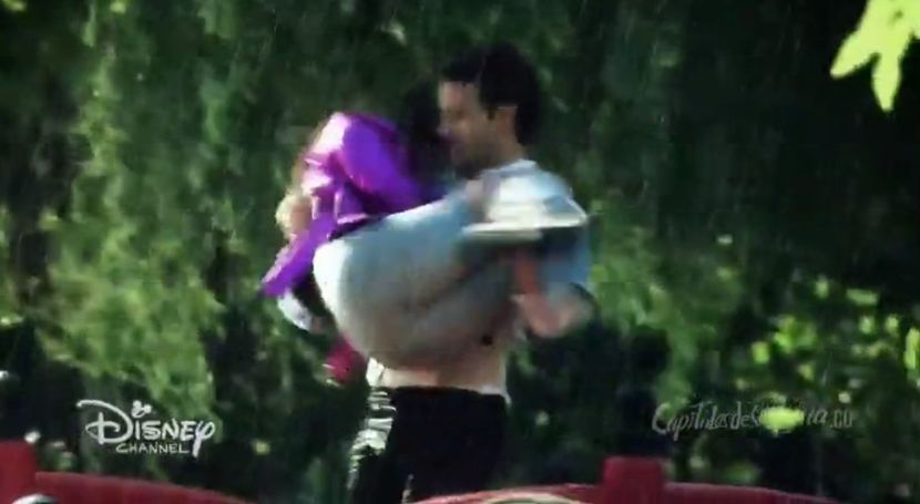 bandicam 2018-08-11 10-32-29-845 - 07 Lu beso 3 - 2