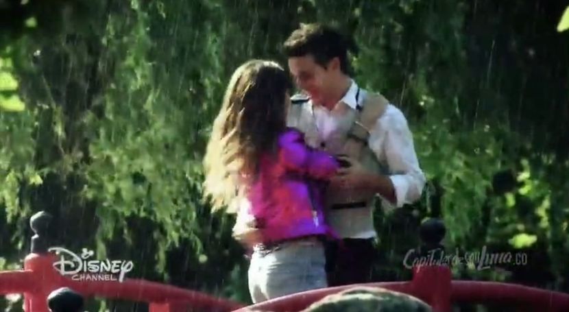 bandicam 2018-08-11 10-32-33-673 - 07 Lu beso 3 - 2