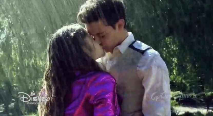 bandicam 2018-08-11 10-32-49-219 - 07 Lu beso 3 - 2