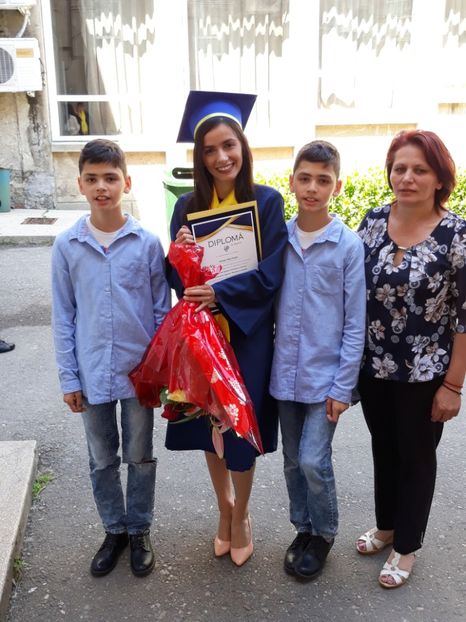  - x - gemenii si fetita mea
